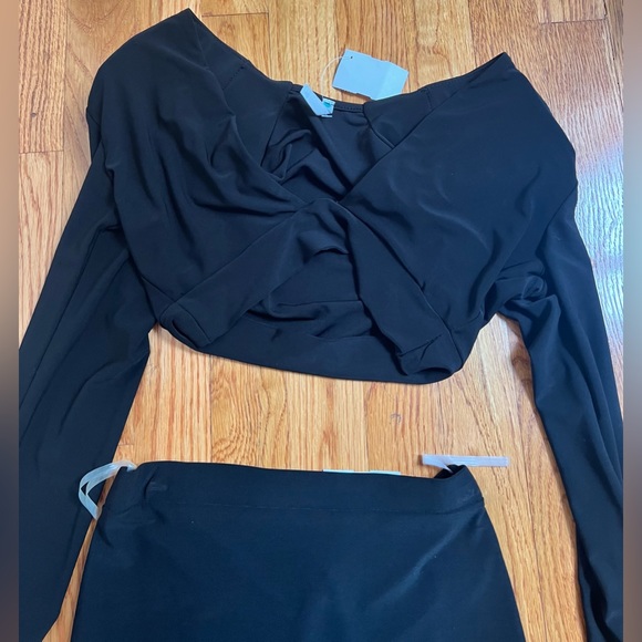 Two piece - Picture 2 of 2